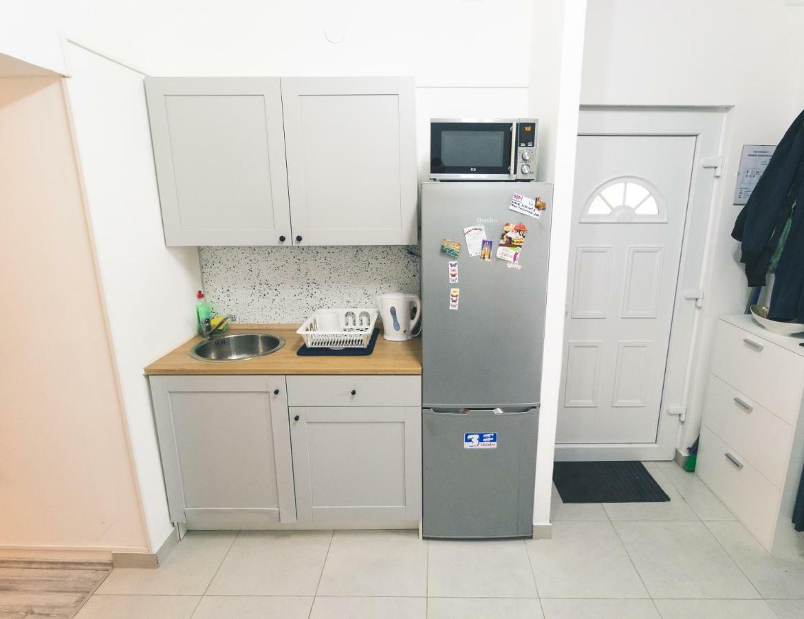 Newly Adapted Studio 88 With Free Parking Zagreb Bagian luar foto